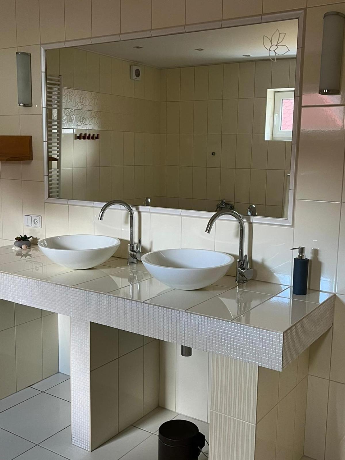 Apartman Pod Klasterem Rumburk Bagian luar foto