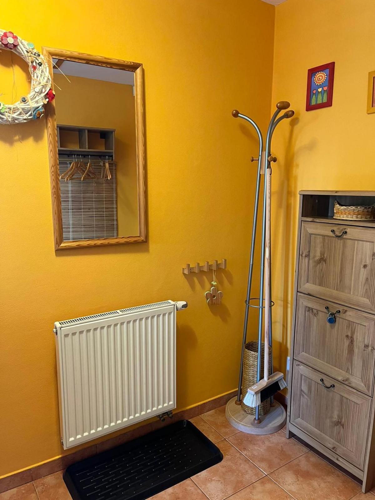 Apartman Pod Klasterem Rumburk Bagian luar foto